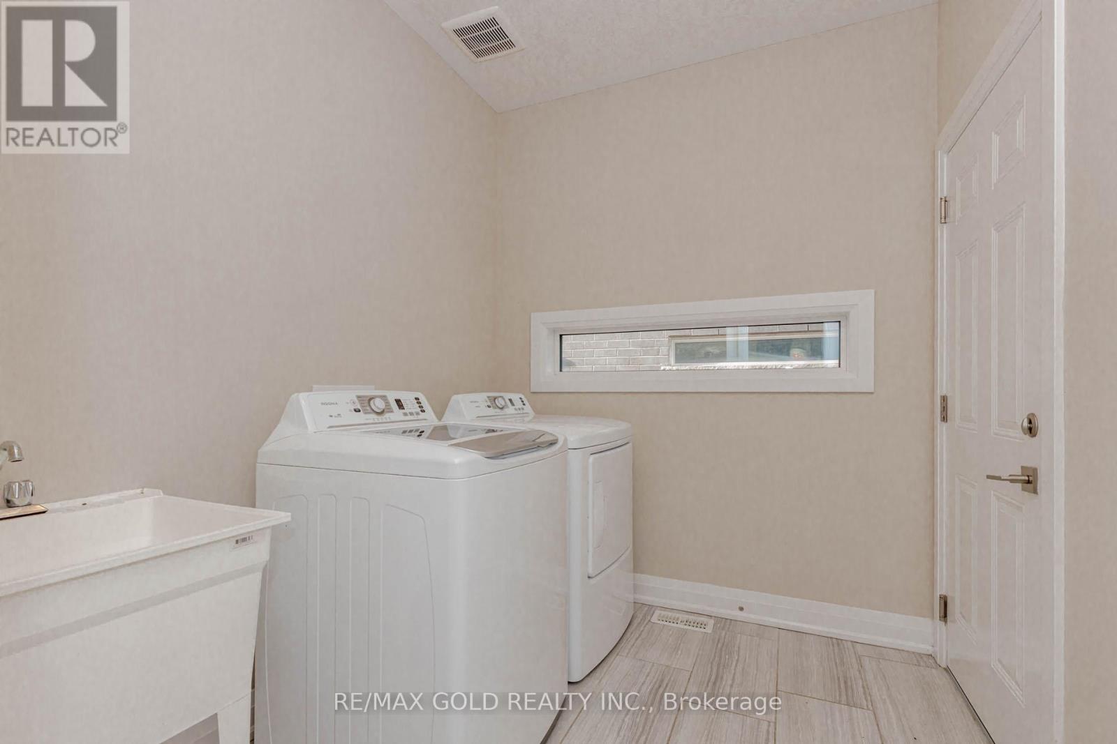 352 Sedgewood Street, Kitchener, Ontario  N2P 0H9 - Photo 25 - X12557898