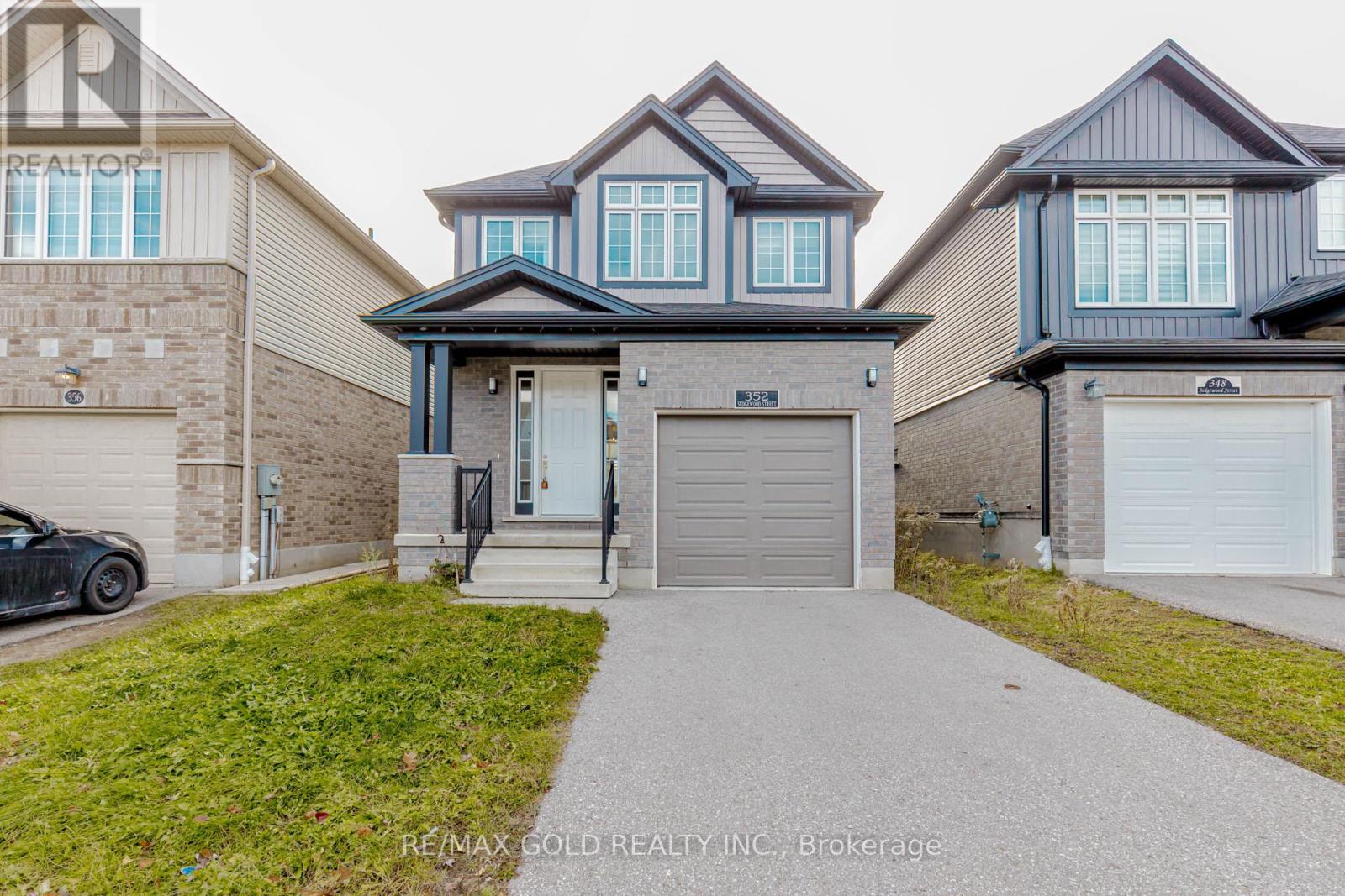 352 Sedgewood Street, Kitchener, Ontario  N2P 0H9 - Photo 4 - X12557898