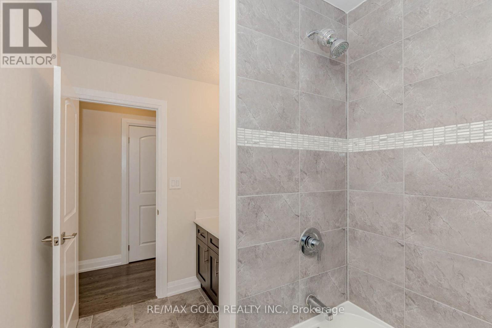 352 Sedgewood Street, Kitchener, Ontario  N2P 0H9 - Photo 42 - X12557898