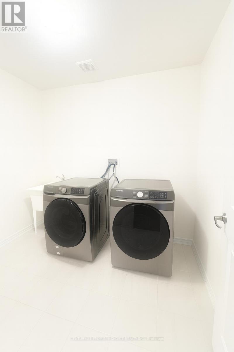 22 Brewis Street, Brant, Ontario  N3L 0L2 - Photo 15 - X12557930