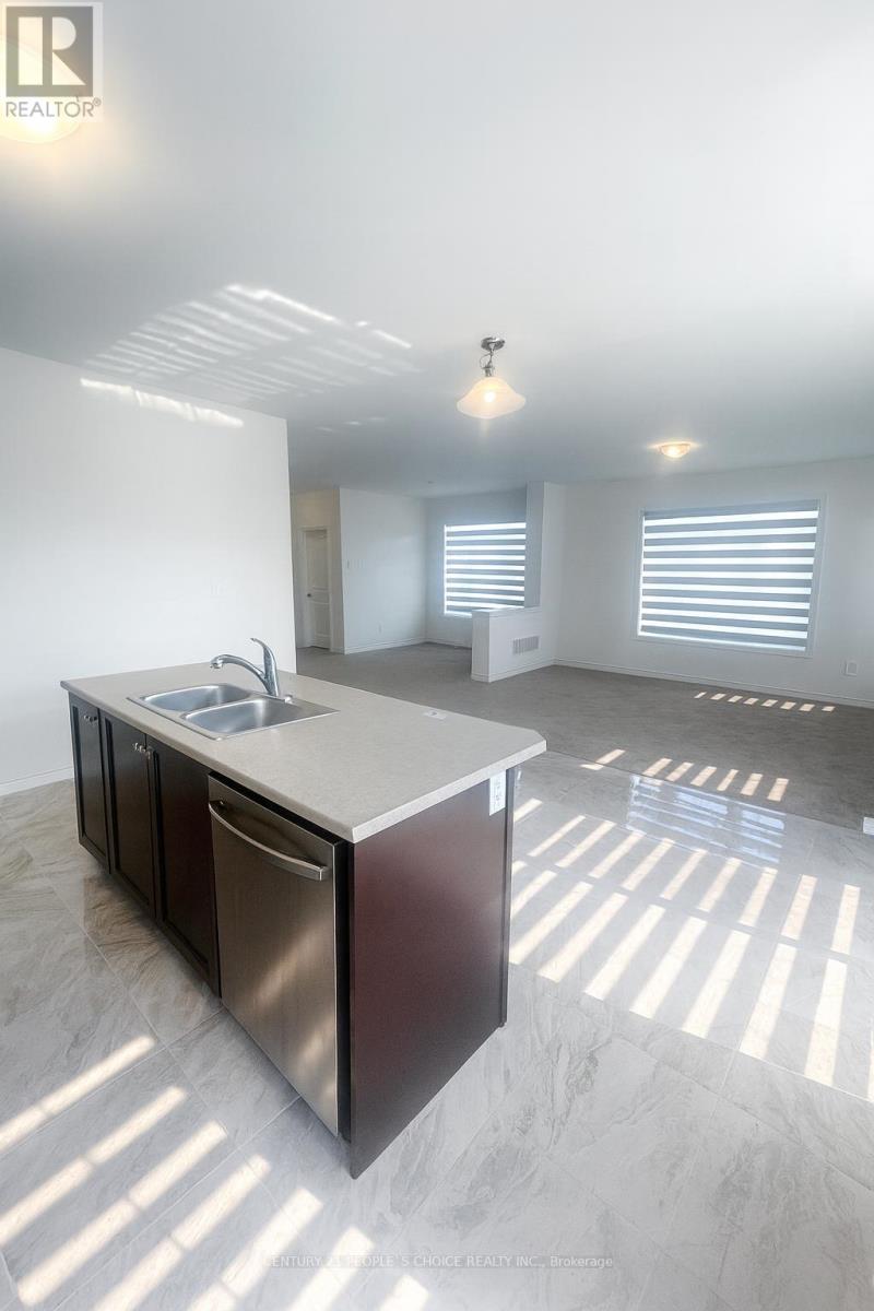 22 Brewis Street, Brant, Ontario  N3L 0L2 - Photo 6 - X12557930