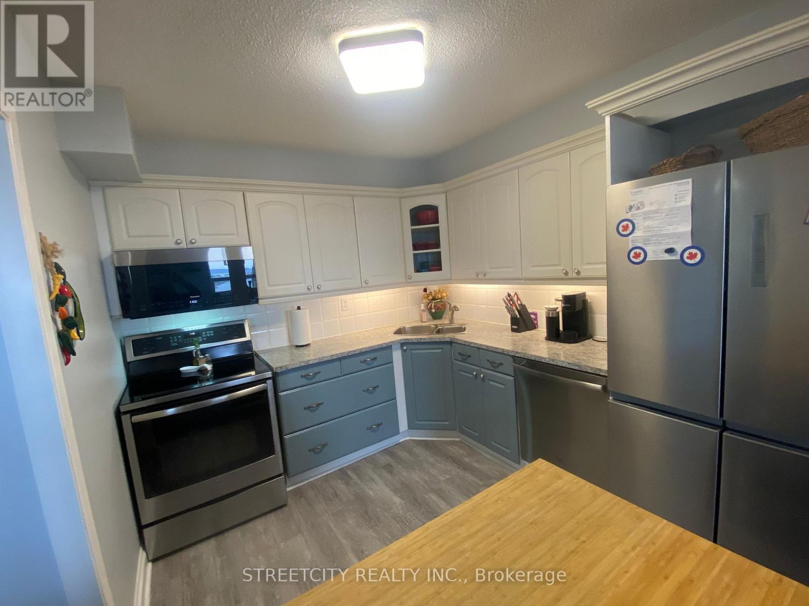 1607 - 500 Green Road, Hamilton, Ontario L8E 3M6 - Photo 10 - X12557956