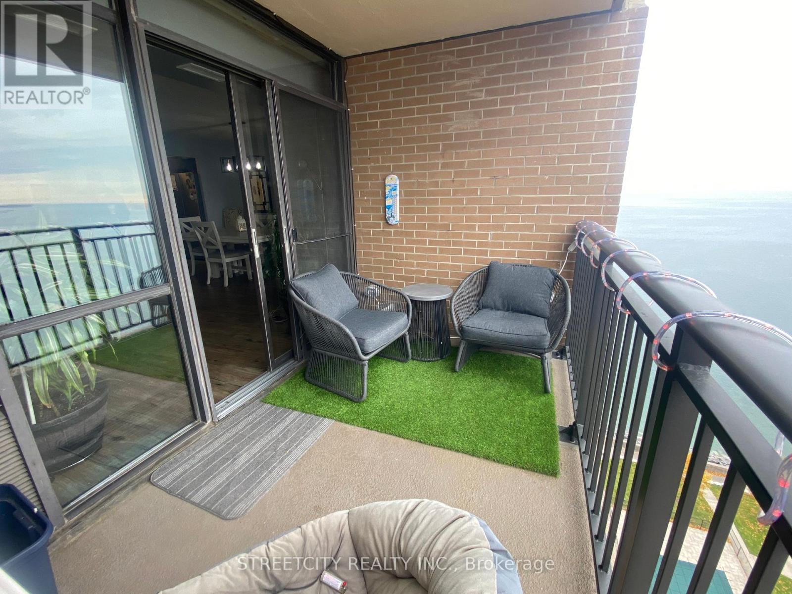 1607 - 500 Green Road, Hamilton, Ontario L8E 3M6 - Photo 5 - X12557956