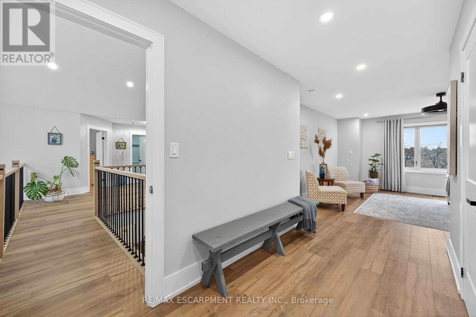 397 Caithness Street E, Haldimand, Ontario N3W 1C8 - Photo 24 - X12558024