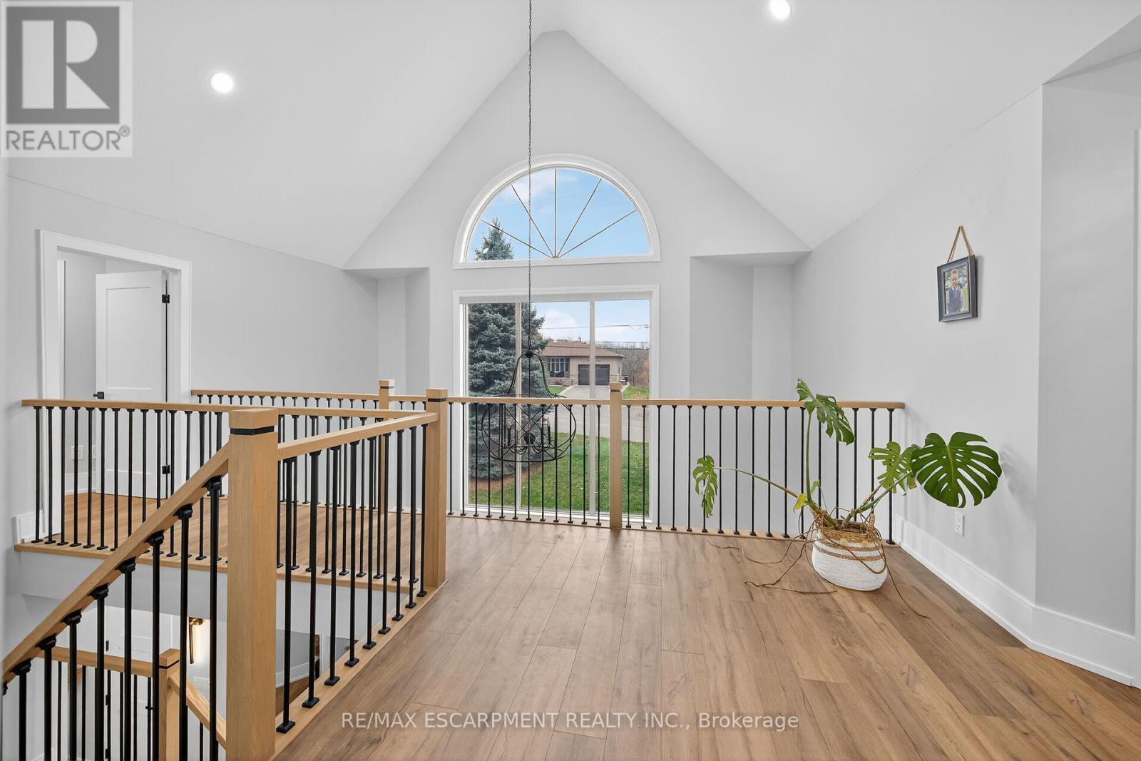 397 Caithness Street E, Haldimand, Ontario N3W 1C8 - Photo 30 - X12558024