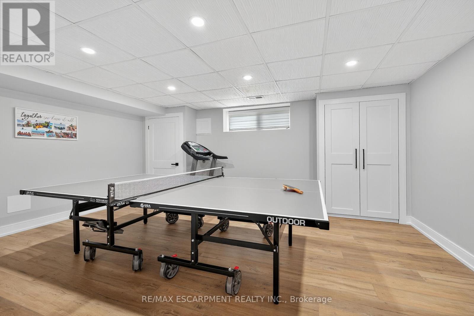 397 Caithness Street E, Haldimand, Ontario N3W 1C8 - Photo 36 - X12558024