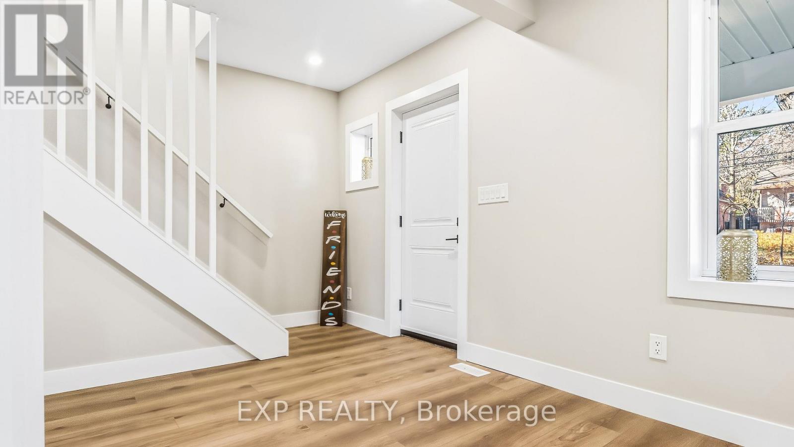 491 Upper Wentworth Street, Hamilton, Ontario  L9A 4T8 - Photo 4 - X12558036