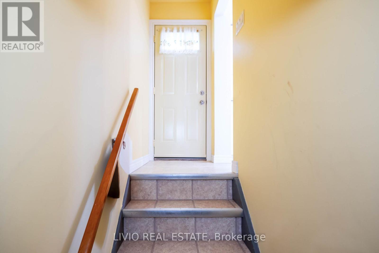 122 Forest Hill Road, Grimsby, Ontario  L3M 1A3 - Photo 25 - X12558052