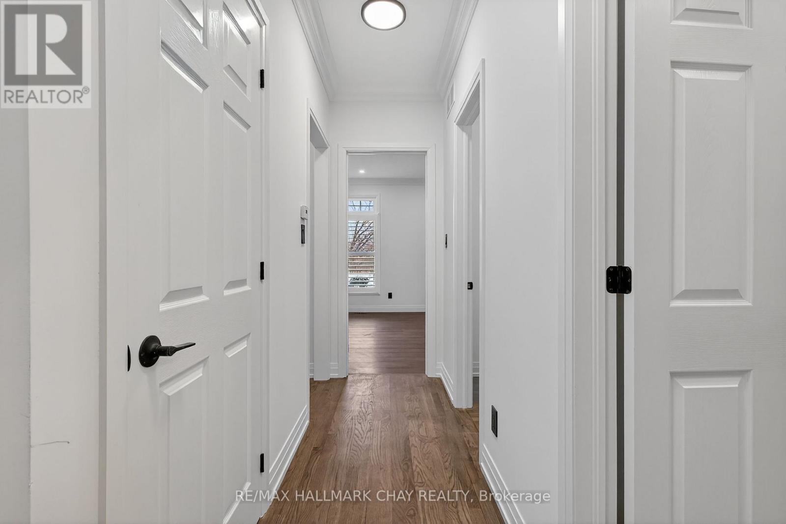 1401 Westdel Bourne Drive, London South, Ontario  N6K 4R1 - Photo 17 - X12558100