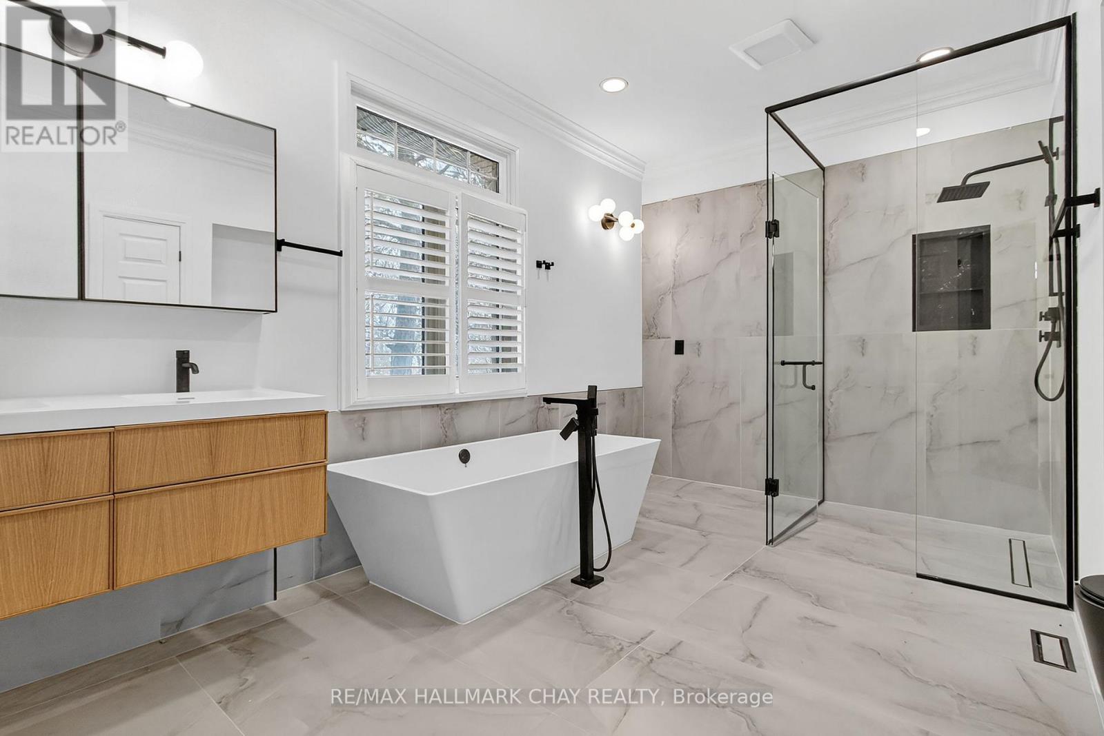 1401 Westdel Bourne Drive, London South, Ontario  N6K 4R1 - Photo 23 - X12558100