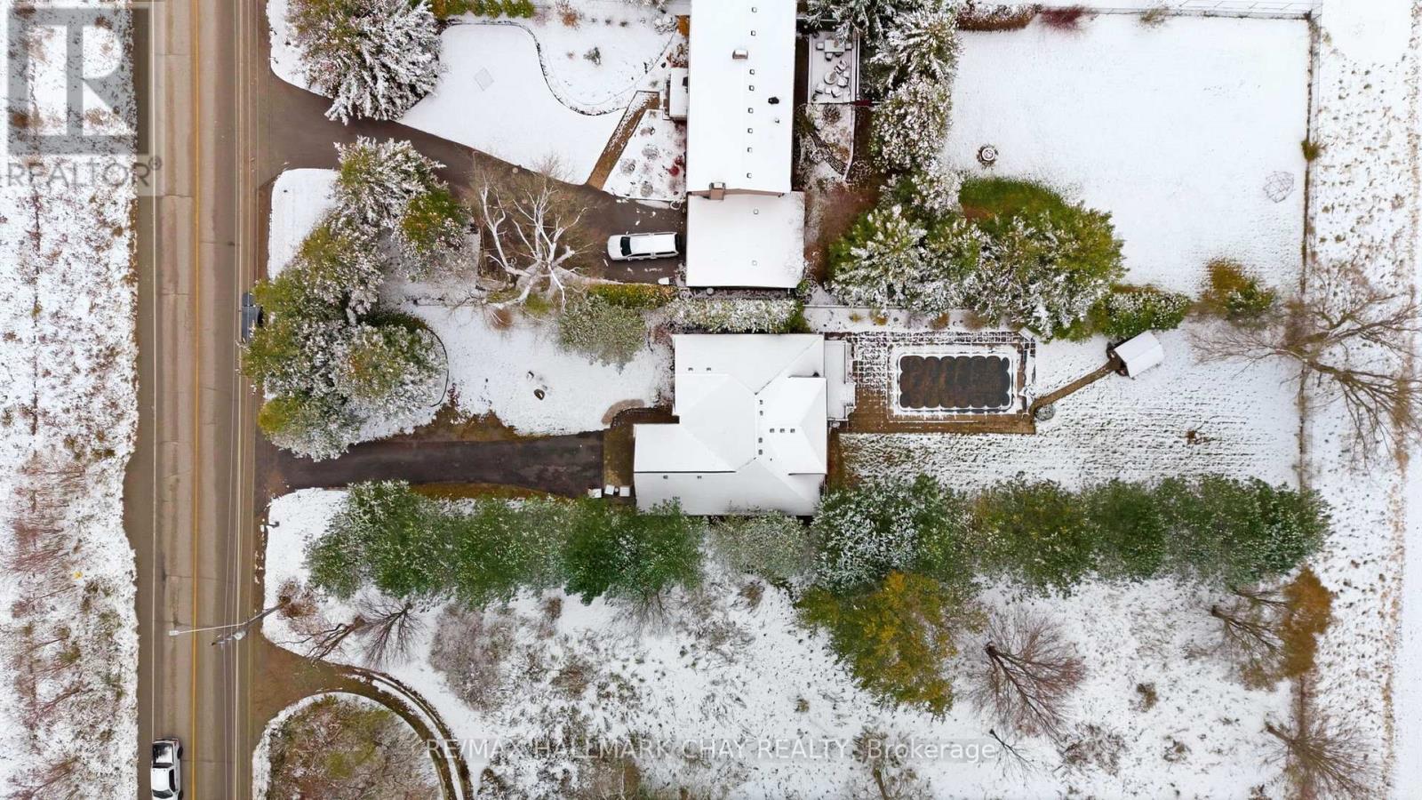 1401 Westdel Bourne Drive, London South, Ontario  N6K 4R1 - Photo 41 - X12558100