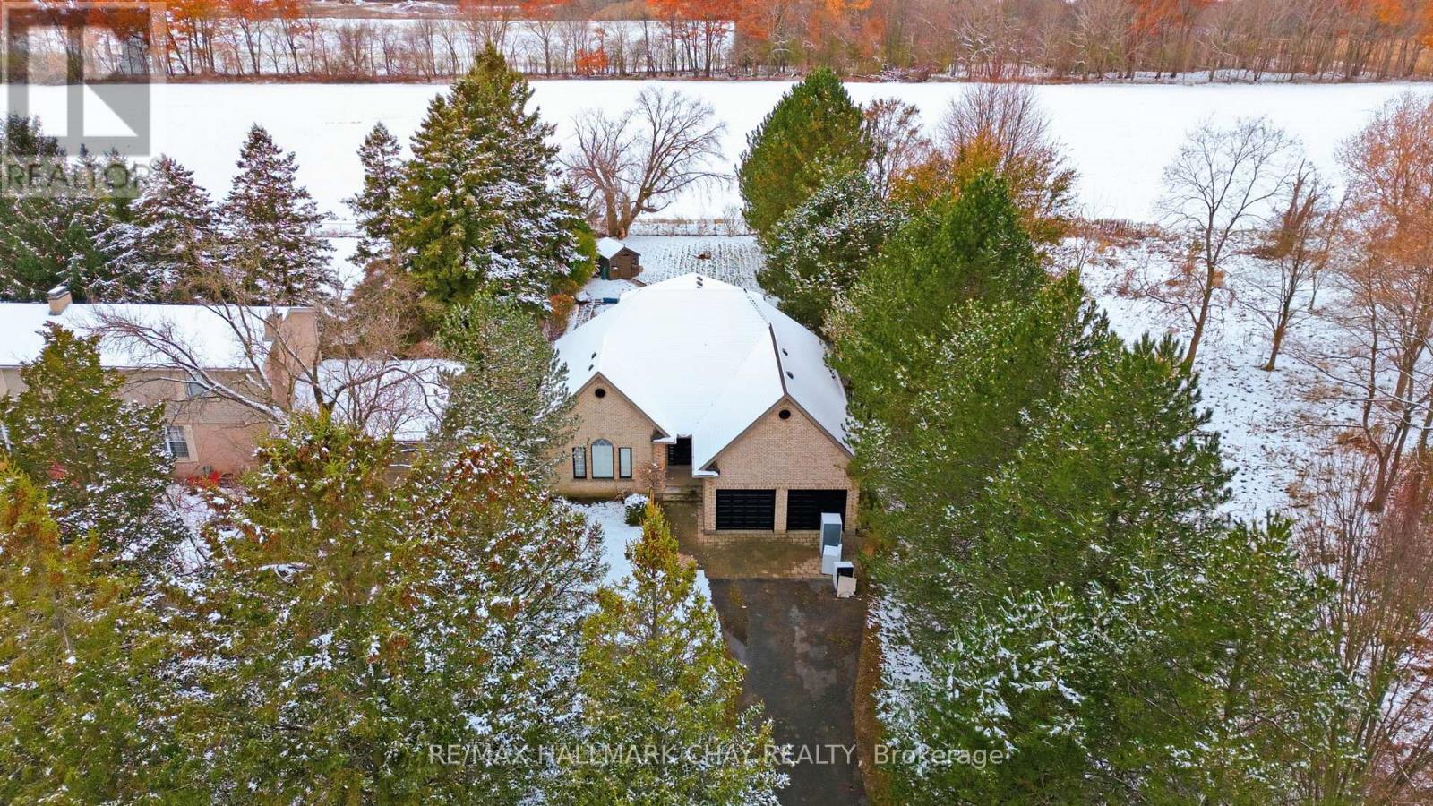 1401 Westdel Bourne Drive, London South, Ontario  N6K 4R1 - Photo 42 - X12558100