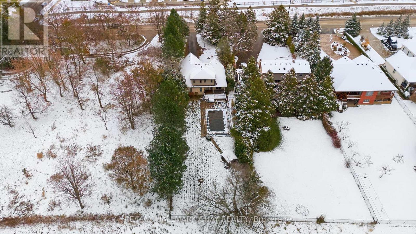 1401 Westdel Bourne Drive, London South, Ontario  N6K 4R1 - Photo 44 - X12558100