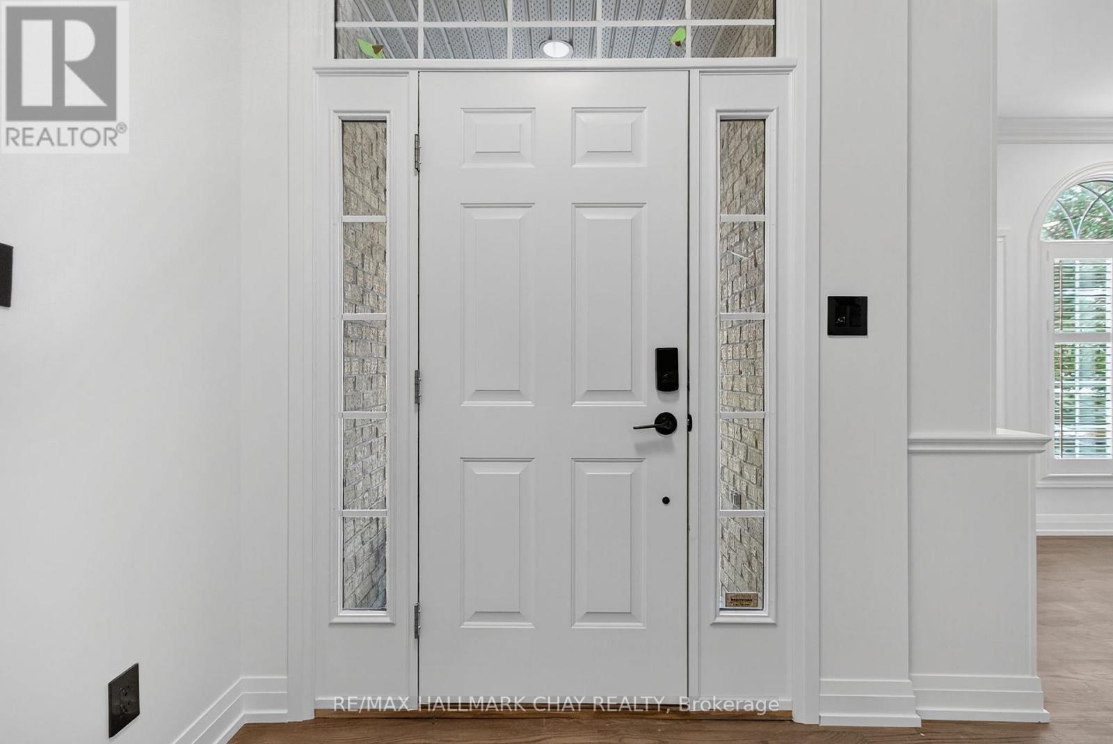 1401 Westdel Bourne Drive, London South, Ontario  N6K 4R1 - Photo 5 - X12558100