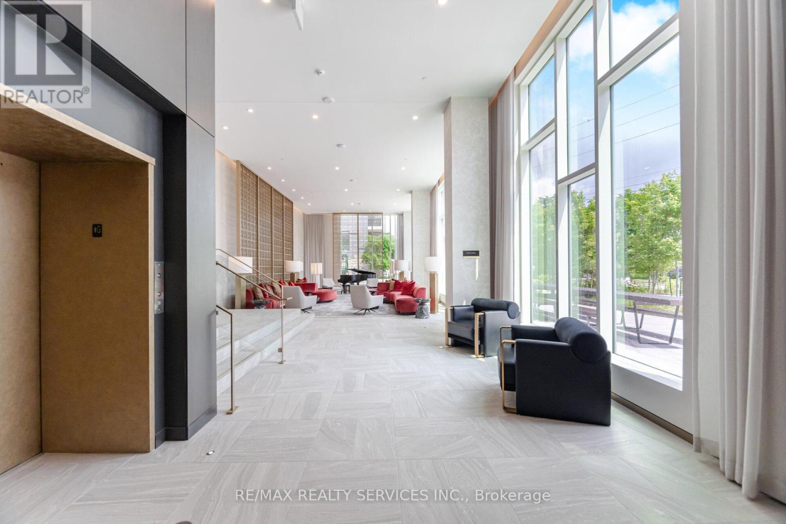 513 - 93 Arthur Street S, Guelph, Ontario  N1E 0T3 - Photo 3 - X12553772