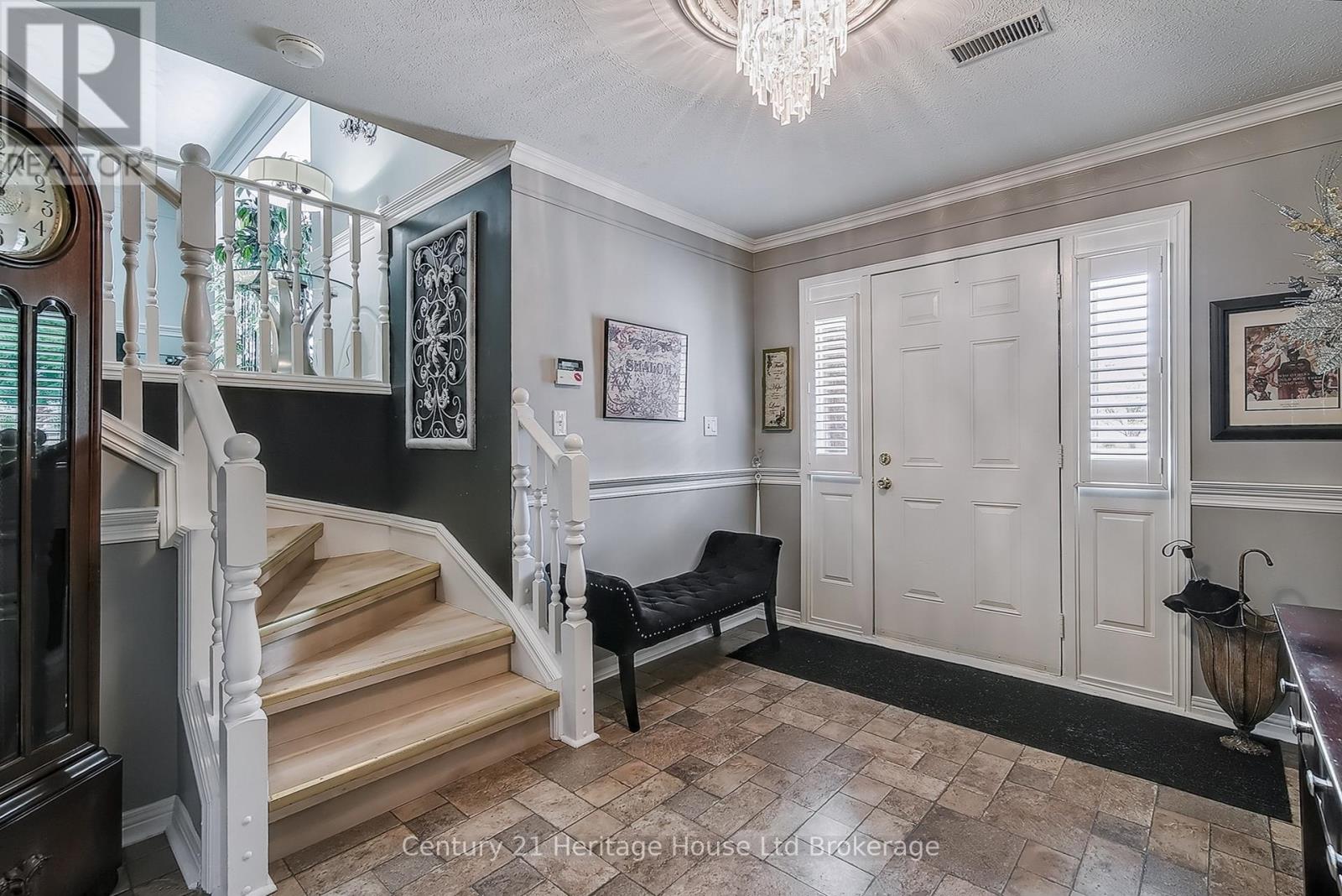 549 Lansdowne Avenue, Woodstock, Ontario  N4T 1J8 - Photo 6 - X12558130