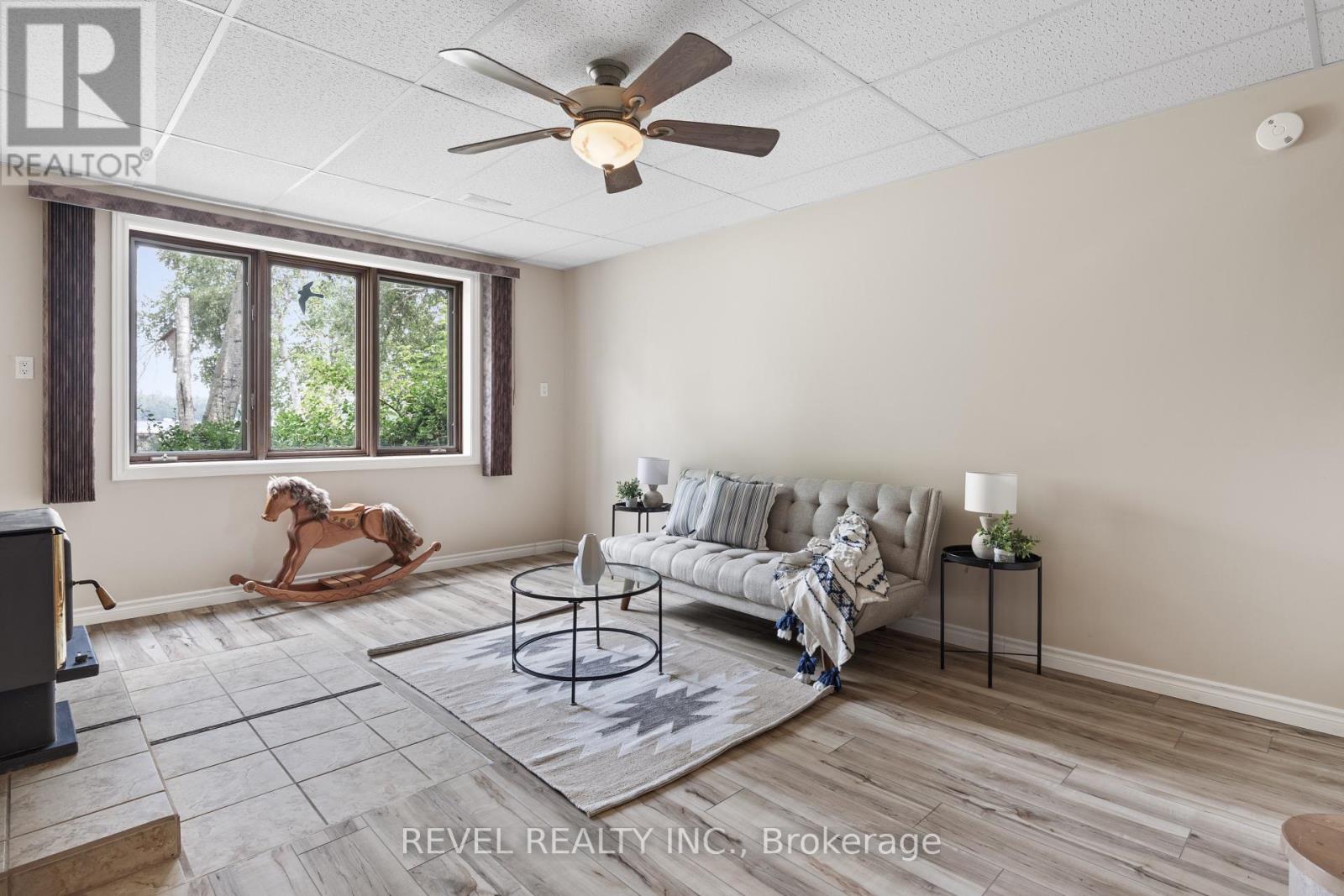 126 Pinewood Boulevard, Kawartha Lakes, Ontario K0M 2T0 - Photo 19 - X12553810