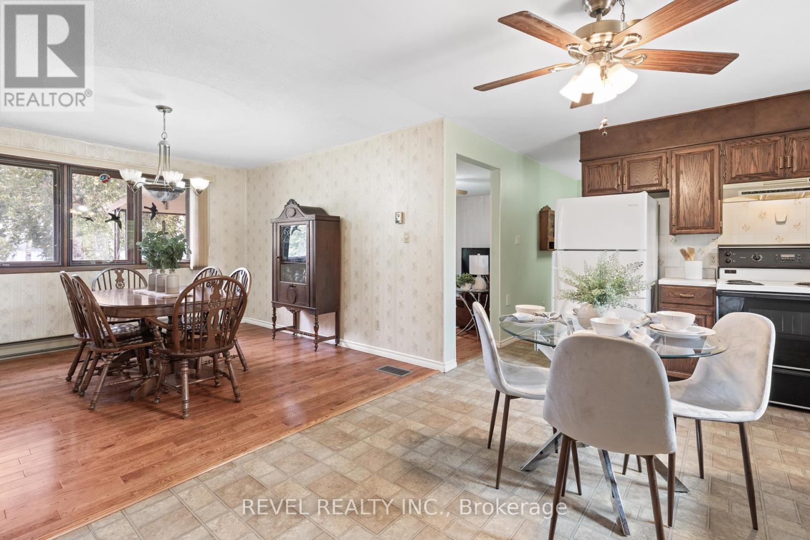 126 Pinewood Boulevard, Kawartha Lakes, Ontario K0M 2T0 - Photo 8 - X12553810