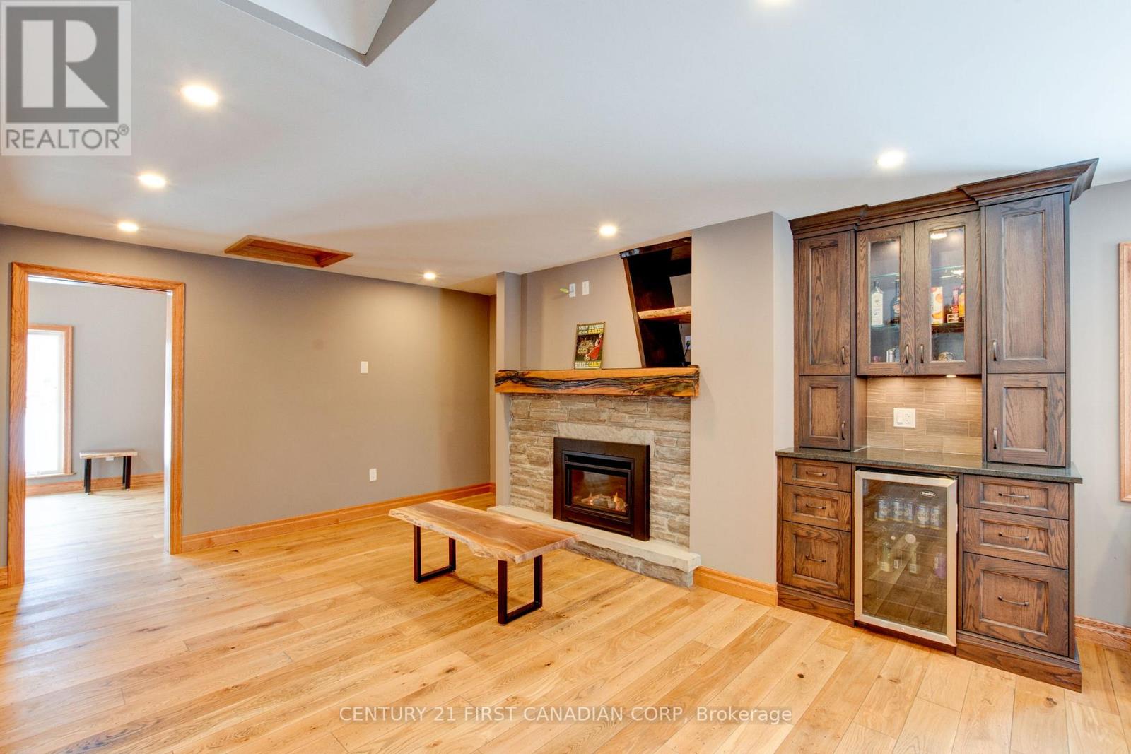 10771 Melrose Drive, Middlesex Centre, Ontario  N0L 1R0 - Photo 21 - X12553786