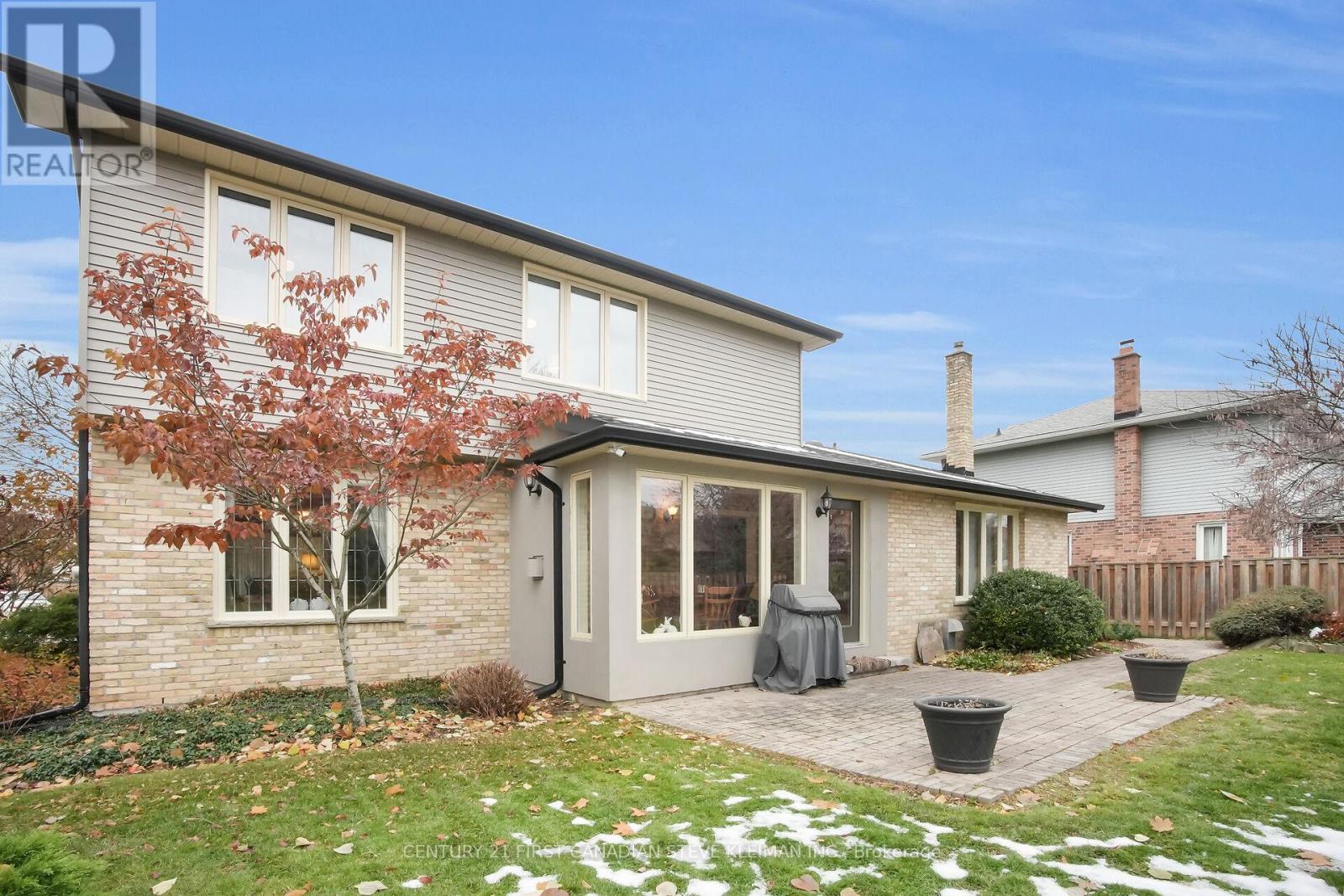 37 Virginia Crescent, London North, Ontario  N5X 3E7 - Photo 10 - X12553788