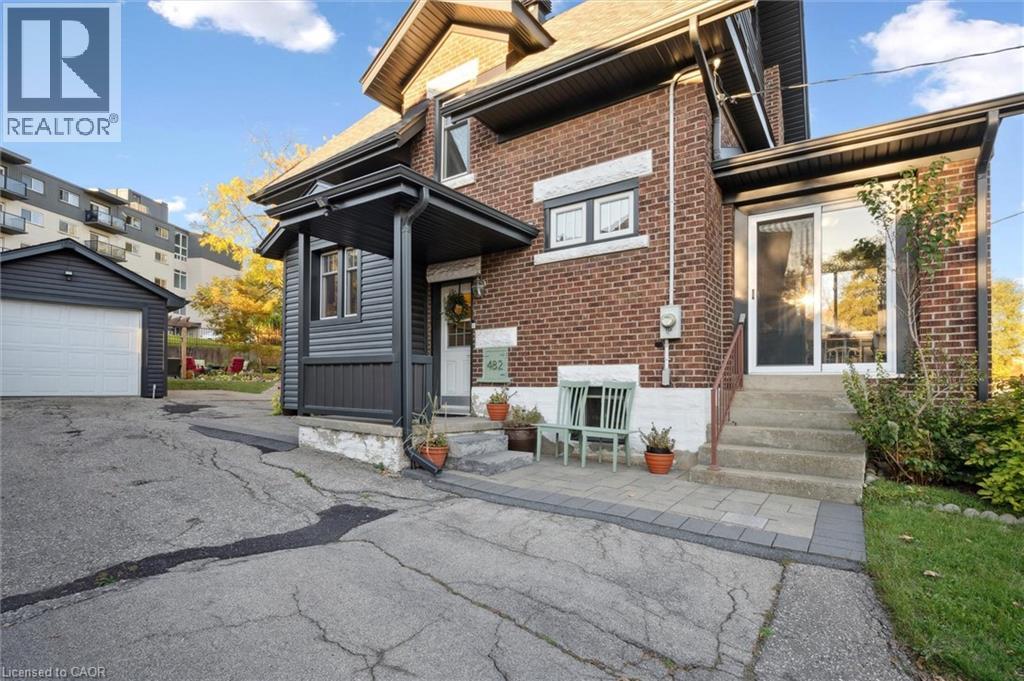 482 Wellington Street N, Kitchener, Ontario  N2H 5L5 - Photo 2 - 40789105