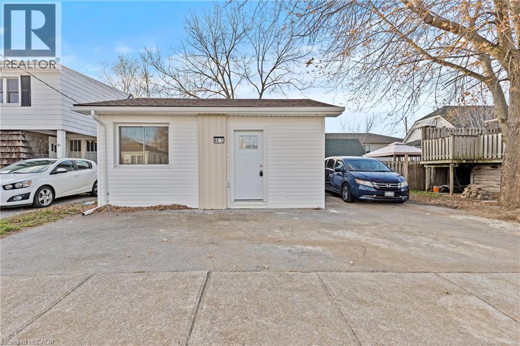 65 Chelsea Street Unit# 3, St. Catharines, Ontario  L2P 3B5 - Photo 3 - 40789037