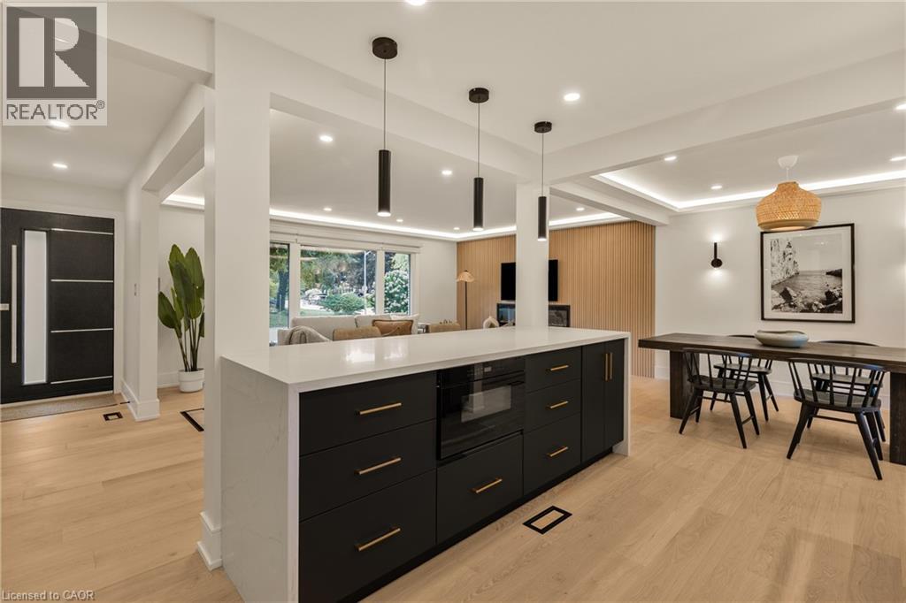 257 Strathcona Drive, Burlington, Ontario  L7L 2C9 - Photo 16 - 40788741