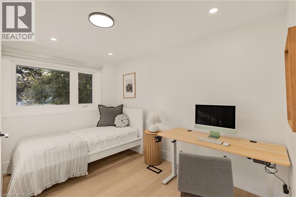 257 Strathcona Drive, Burlington, Ontario  L7L 2C9 - Photo 30 - 40788741