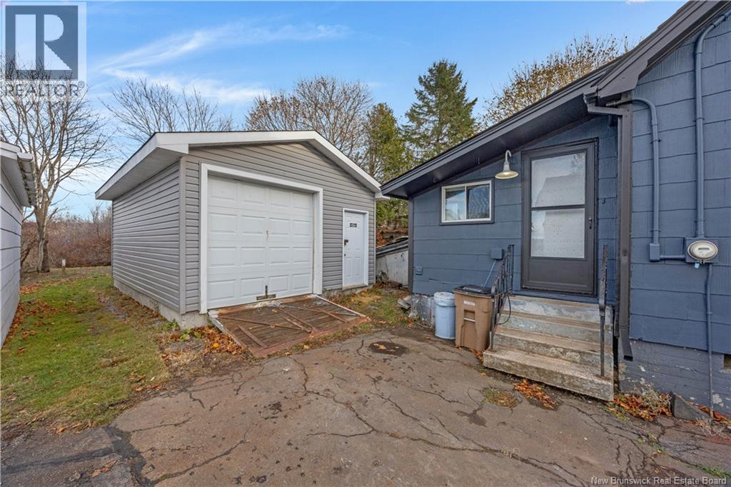 5 Balfour, Saint John, New Brunswick  E2K 3B1 - Photo 23 - NB130243