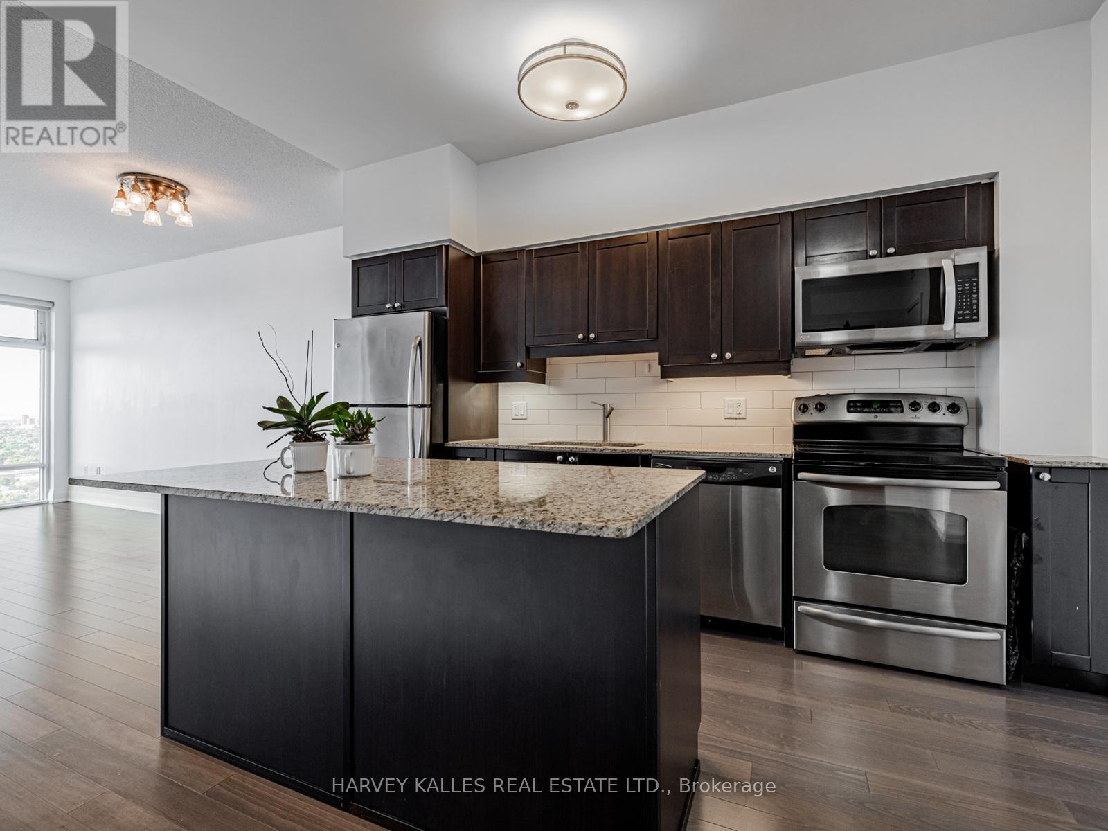 4206 - 2191 Yonge Street, Toronto, Ontario  M4S 3H8 - Photo 3 - C12460472