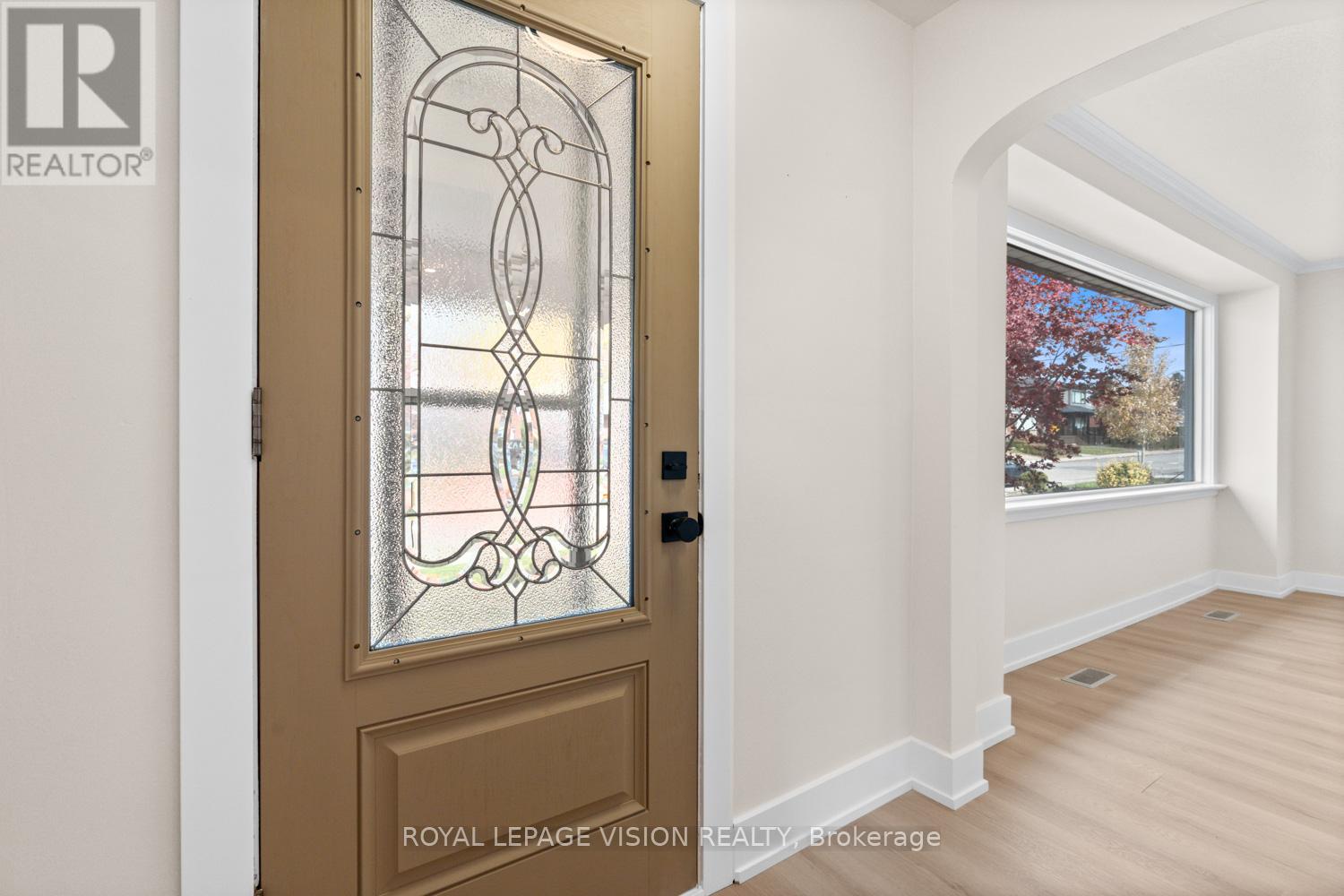 29 Donora Drive, Toronto, Ontario  M4B 1B6 - Photo 16 - E12548370