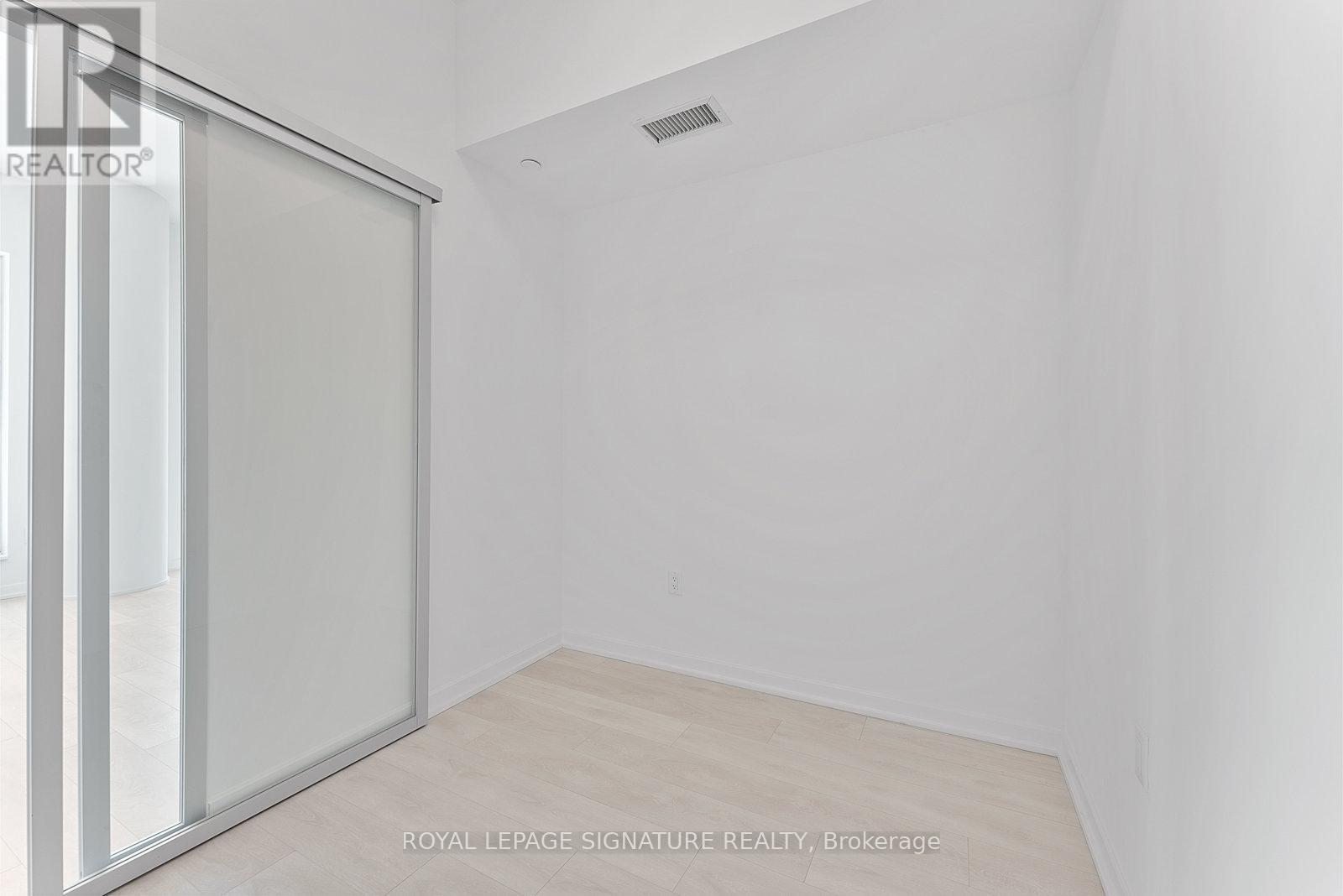 601 - 10 Graphophone Grove, Toronto, Ontario  M6H 0E5 - Photo 23 - W12557954