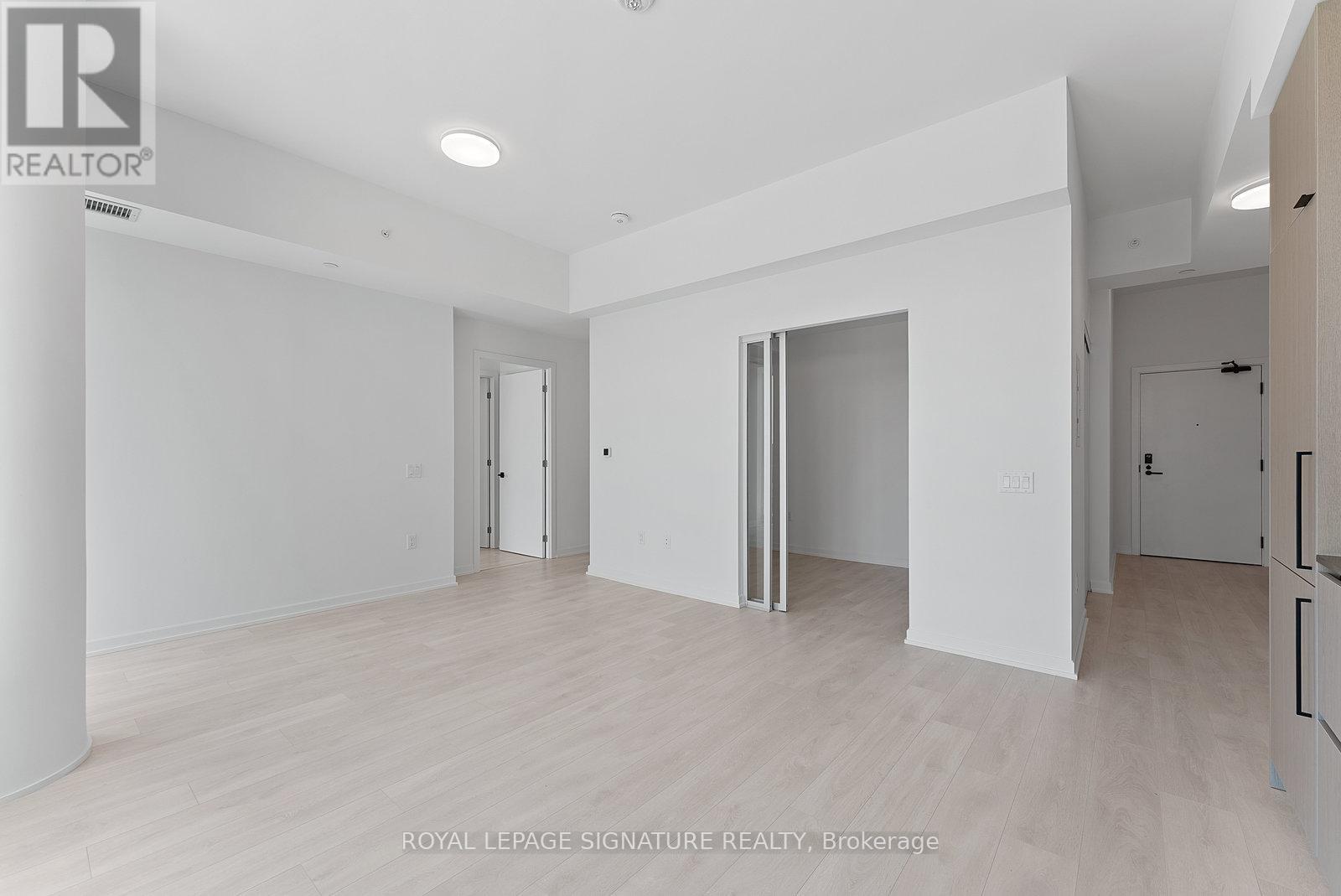 601 - 10 Graphophone Grove, Toronto, Ontario  M6H 0E5 - Photo 5 - W12557954