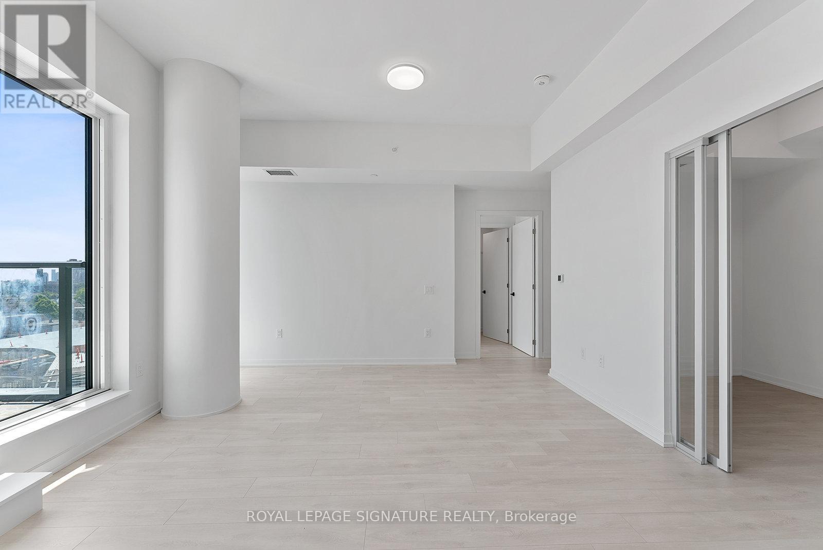 601 - 10 Graphophone Grove, Toronto, Ontario  M6H 0E5 - Photo 4 - W12557954