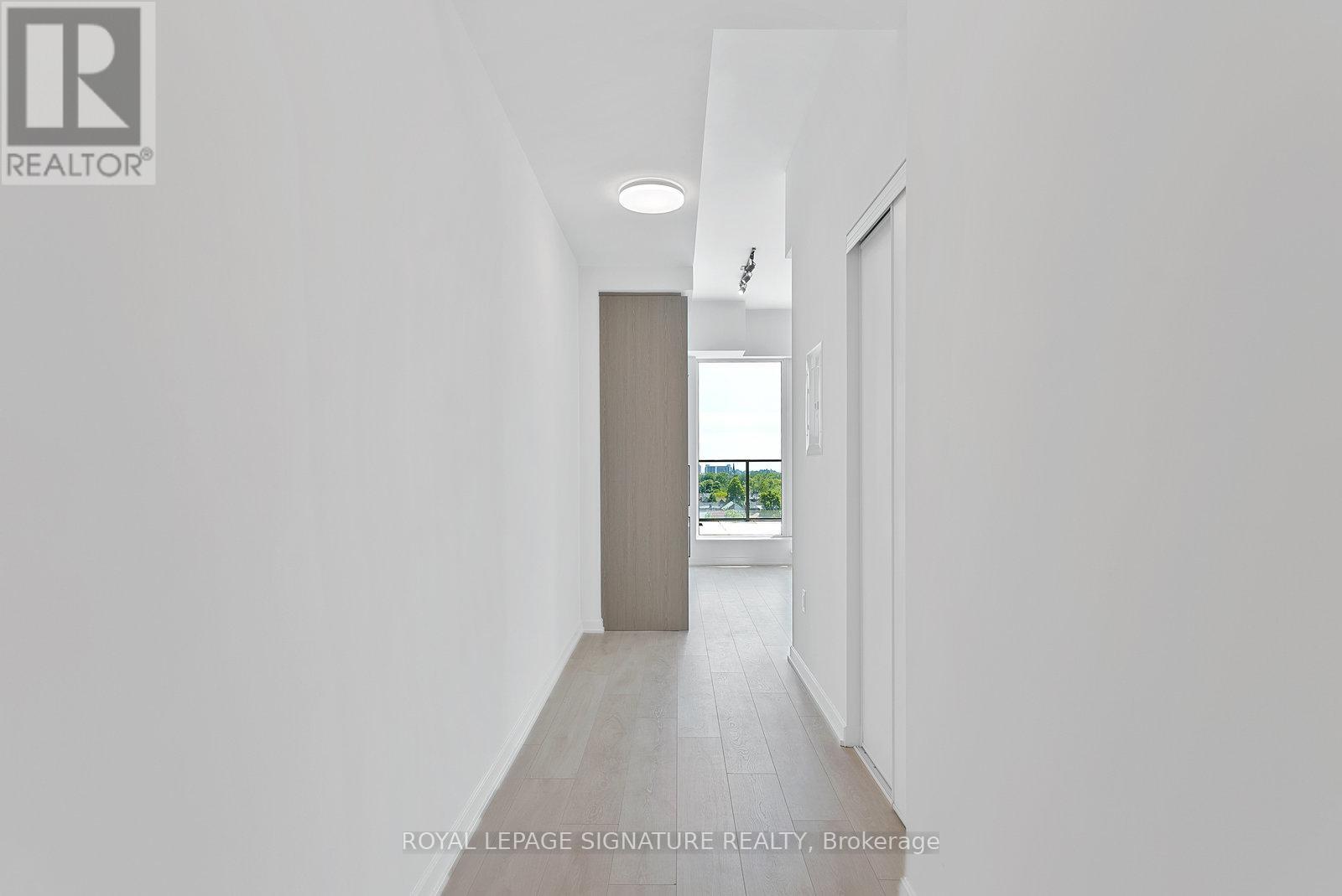 601 - 10 Graphophone Grove, Toronto, Ontario  M6H 0E5 - Photo 6 - W12557954