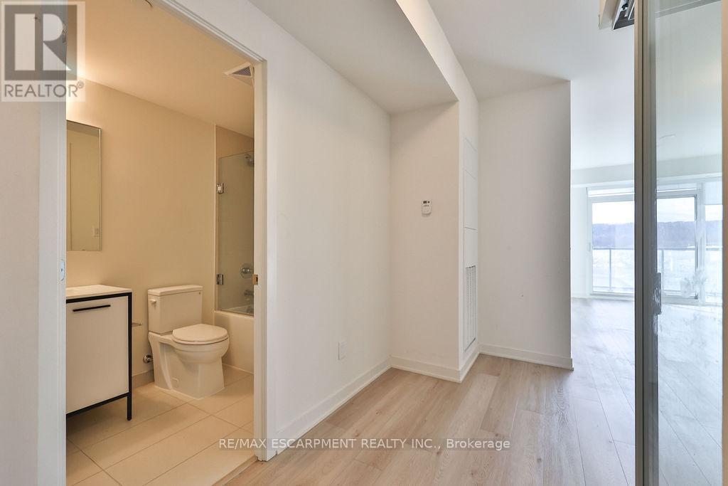 612 - 385 Winston Road, Grimsby, Ontario  L3M 0J2 - Photo 17 - X12442494