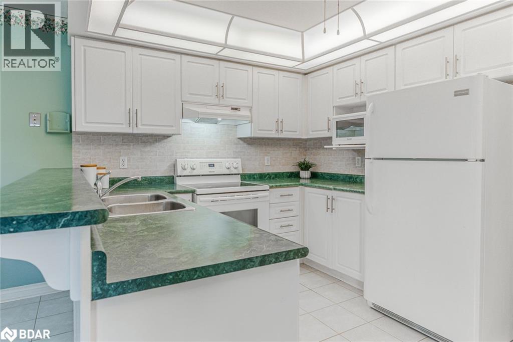 465 Ferndale Drive N, Barrie, Ontario  L4N 7X7 - Photo 6 - 40788654