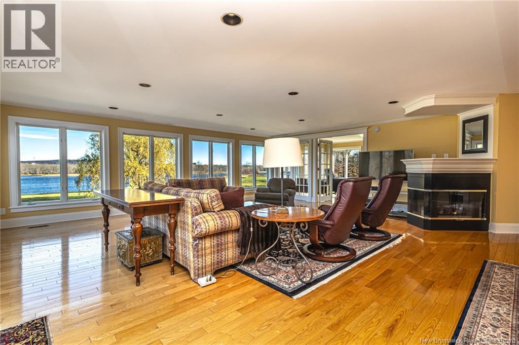 1337 Woodstock Road, Fredericton, New Brunswick  E3B 7R9 - Photo 16 - NB130122