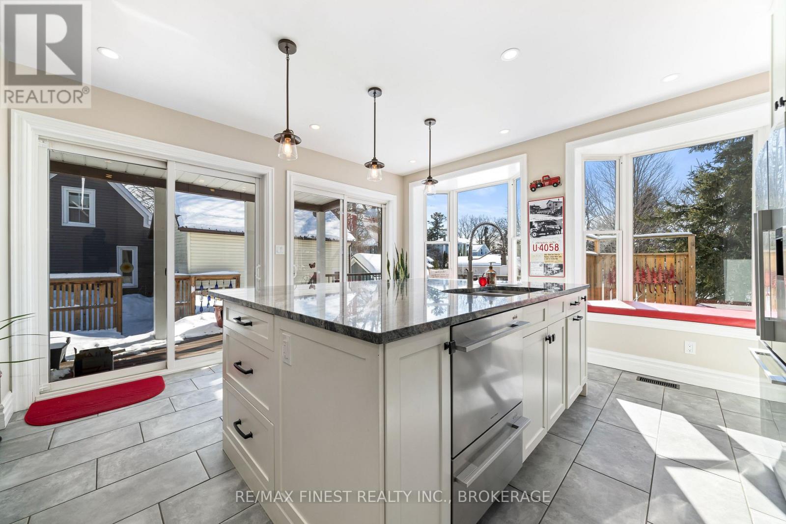 21 Centre Street, Prince Edward County, Ontario  K0K 2T0 - Photo 14 - X11993356