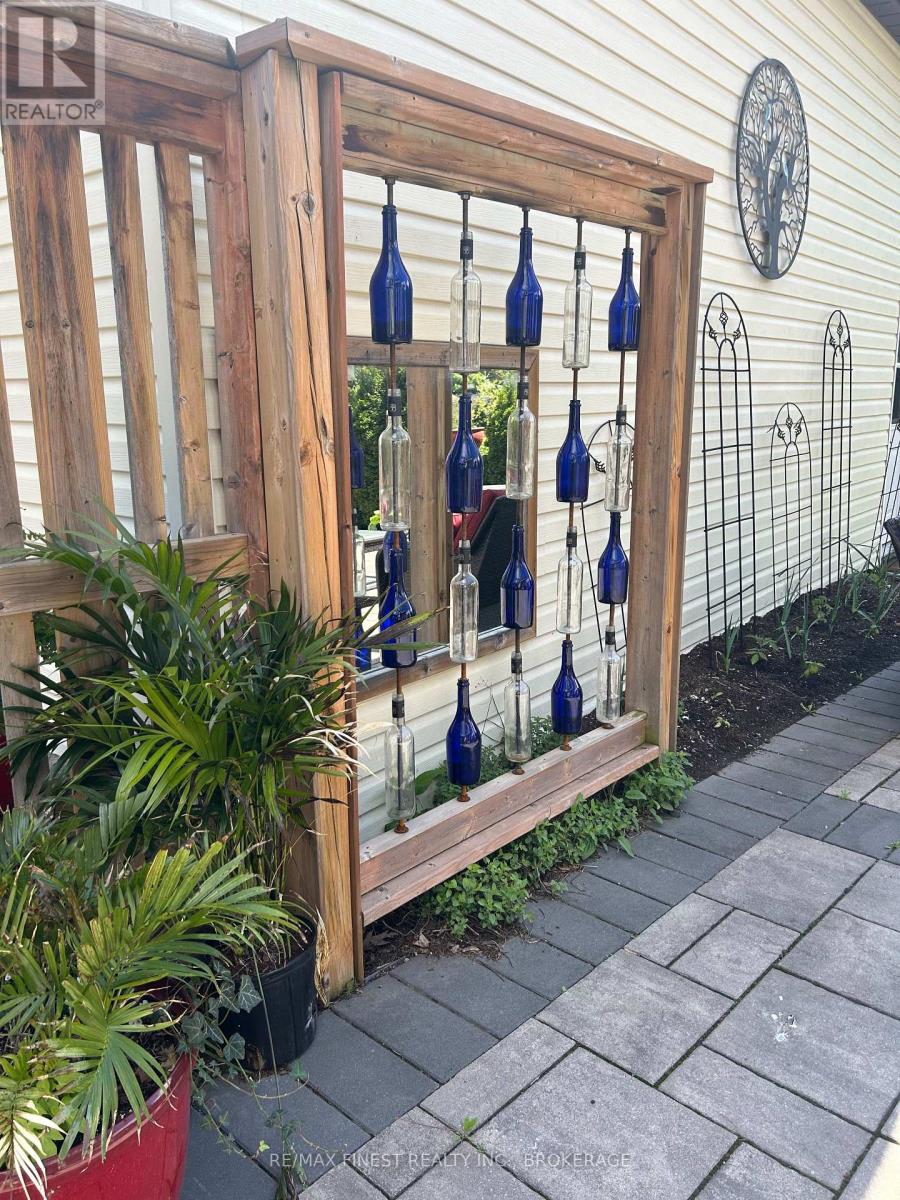 21 Centre Street, Prince Edward County, Ontario  K0K 2T0 - Photo 31 - X11993356