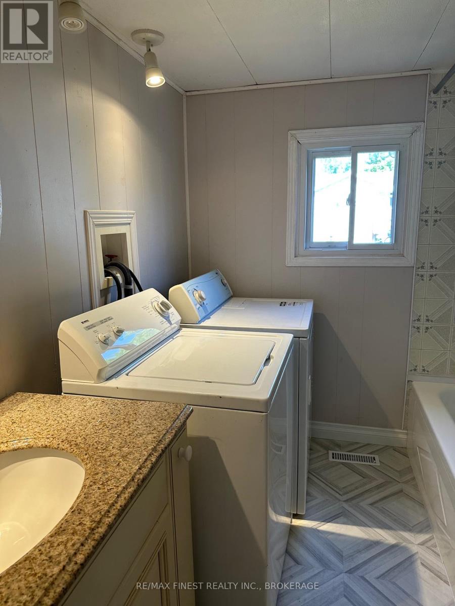 4425 Front Street, Frontenac, Ontario  K0H 2W0 - Photo 11 - X12376789