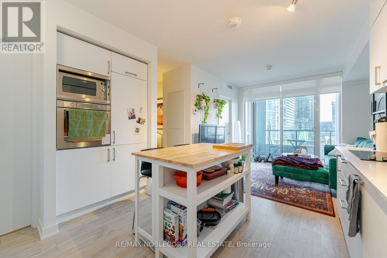 503w - 27 Bathurst Street, Toronto, Ontario  M5V 0R1 - Photo 6 - C12558148