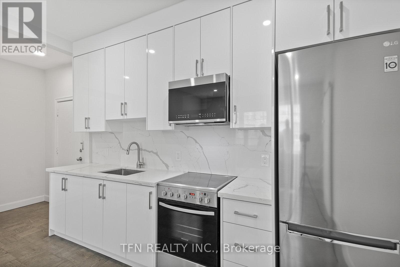 609 - 26 St. Joseph Street, Toronto, Ontario  M4Y 1J9 - Photo 10 - C12558210