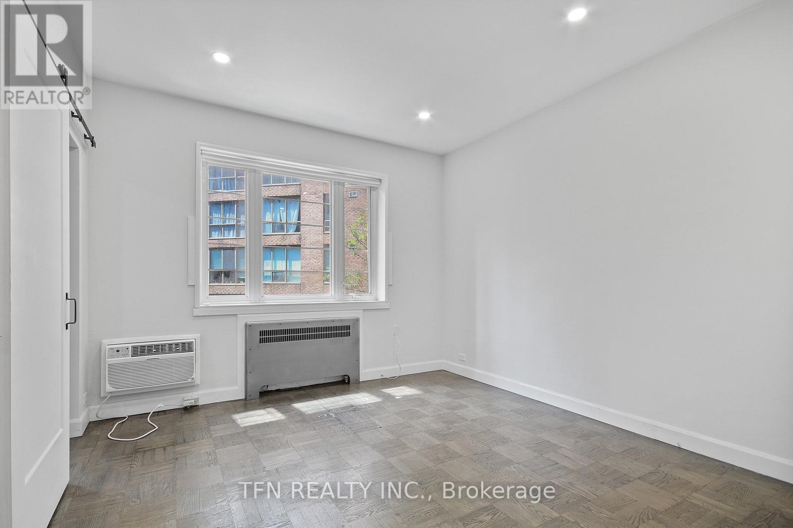 609 - 26 St. Joseph Street, Toronto, Ontario  M4Y 1J9 - Photo 12 - C12558210