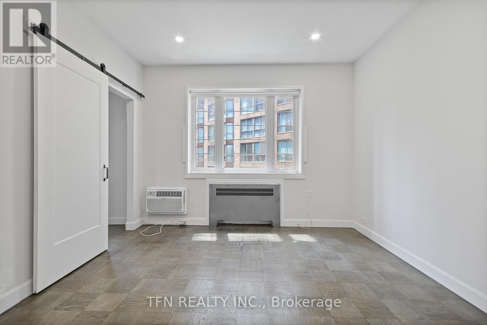 609 - 26 St. Joseph Street, Toronto, Ontario  M4Y 1J9 - Photo 13 - C12558210