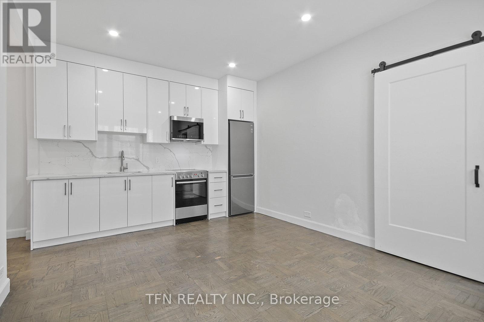 609 - 26 St. Joseph Street, Toronto, Ontario  M4Y 1J9 - Photo 14 - C12558210