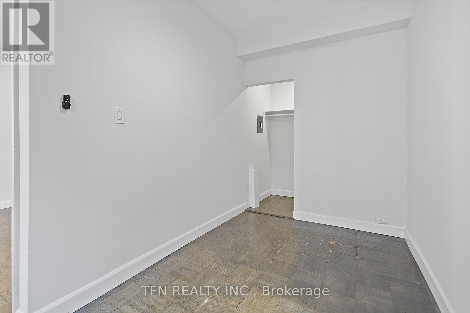 609 - 26 St. Joseph Street, Toronto, Ontario  M4Y 1J9 - Photo 18 - C12558210