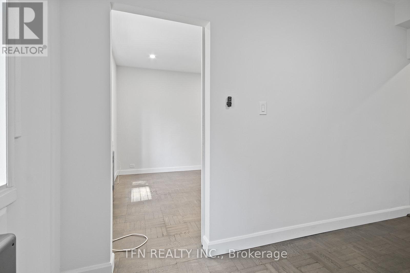 609 - 26 St. Joseph Street, Toronto, Ontario  M4Y 1J9 - Photo 19 - C12558210
