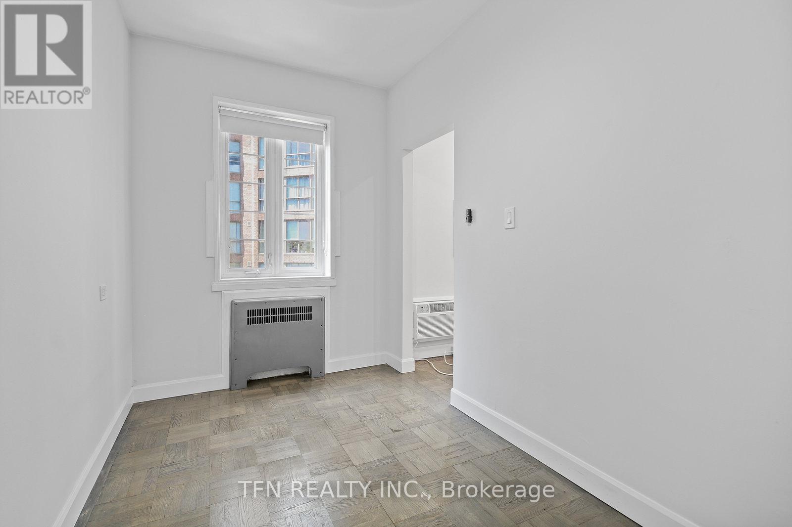 609 - 26 St. Joseph Street, Toronto, Ontario  M4Y 1J9 - Photo 20 - C12558210