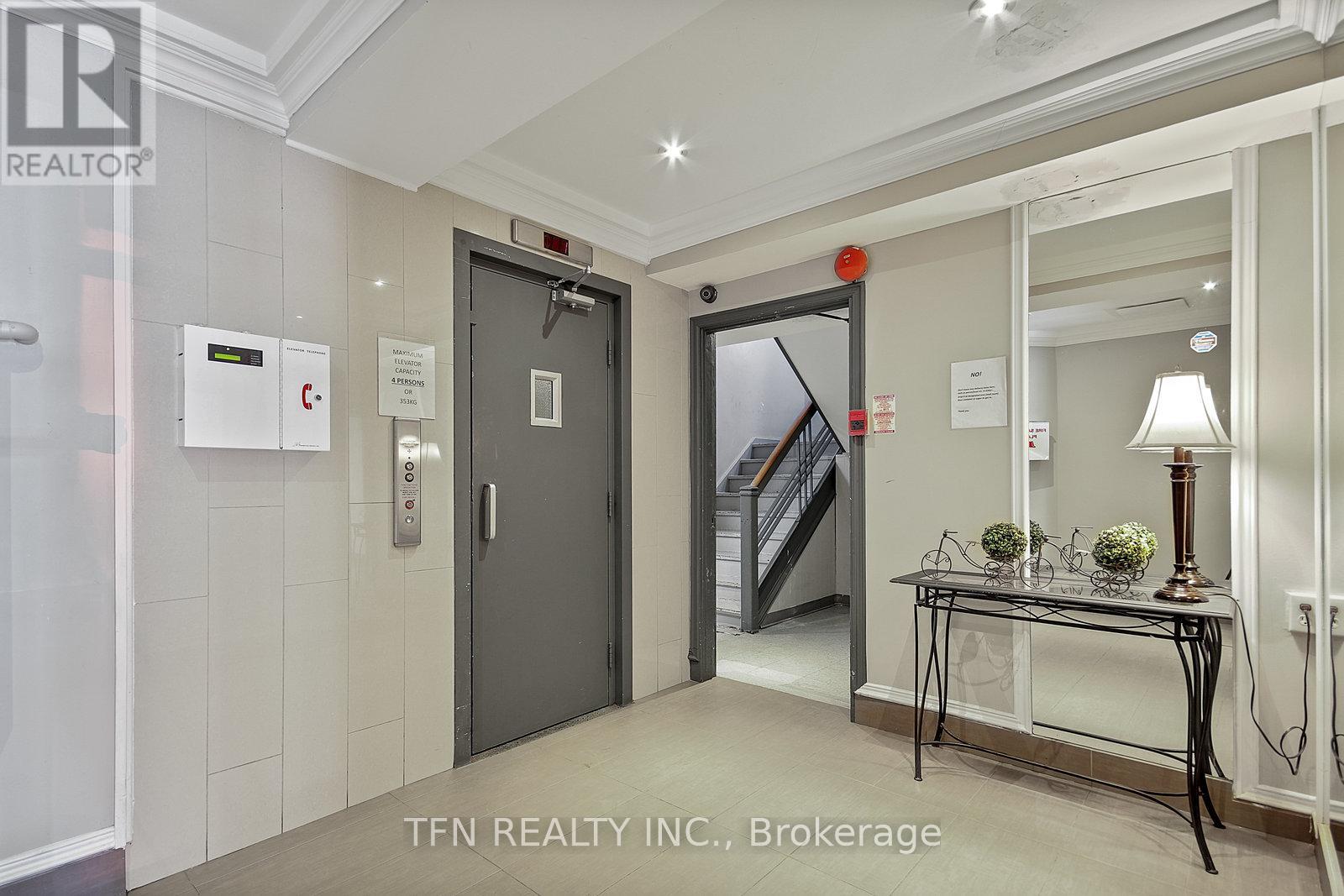 609 - 26 St. Joseph Street, Toronto, Ontario  M4Y 1J9 - Photo 22 - C12558210